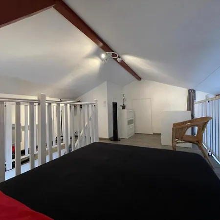 別荘 Laguntzarekin